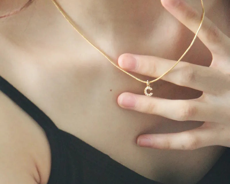 Chocker con letra colgante - TENEMOS INIDICIALES