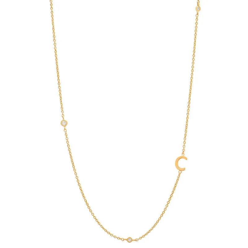 Chocker minimalista con letra